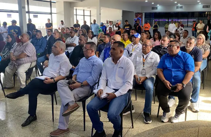 En aras de promover una actividad económica armoniosa Henry Hernández presentó este lunes el plan económico municipal 2026.