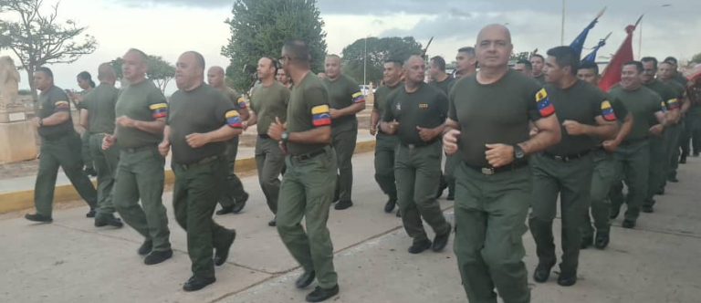 Con un trote militar celebran el trigésimo cuarto aniversario del 4F