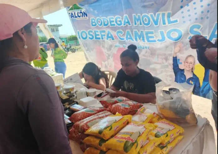 La Feria del Campo Soberano, que lleva adelante el Gobierno Nacional, llegó este sábado a la parroquia Adicora del municipio Falcón.