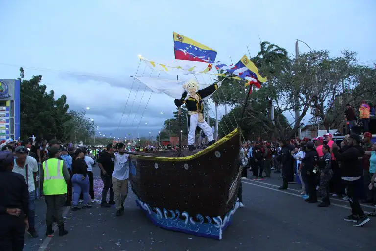 La creatividad volvió a ser protagonista del Desfile de Carnavales 2026 de Coro con la amplia participación de 600 disfraces y 63 comparsas.