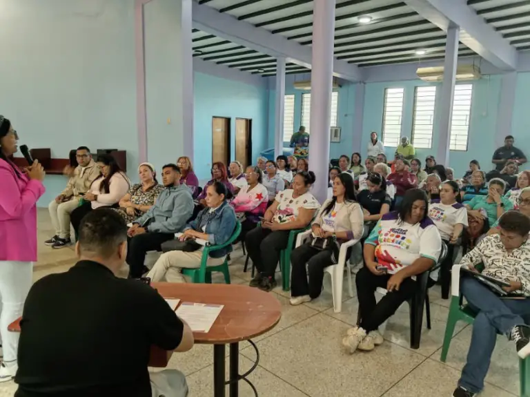 Comuna, Mujer y Familia: La ruta de protección social que asume el CLEF para este 2026