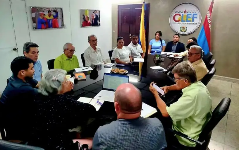 En un paso firme hacia la modernización del marco jurídico regional, este lunes quedó formalmente instalada la Comisión Permanente