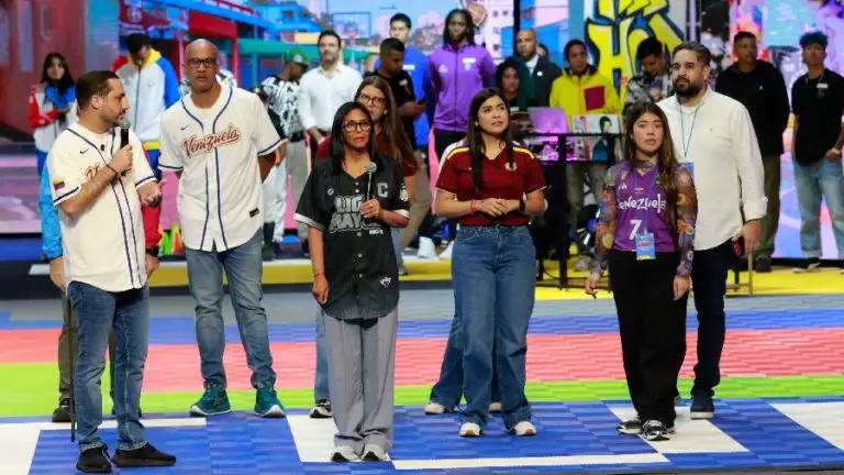 Delcy Rodríguez califica a Trump como «socio» y «amigo»