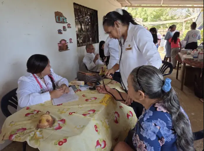 Desde el sector la Hicotea de la Comuna Carubarigua del municipio Colina, se realizó la jornada integral “Destellos de Amor por Colina”.