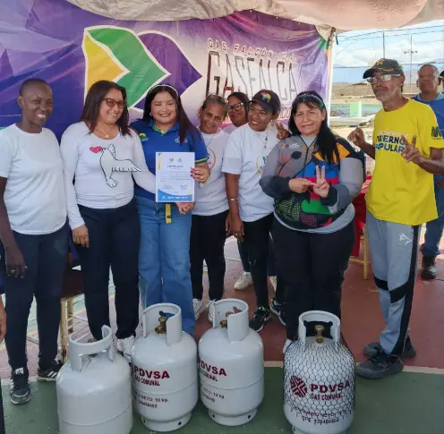 Al cierre de enero, tres comunas falconianas entregaron cilindros de GLP como parte de proyectos ganadores en la Consulta Popular Nacional.