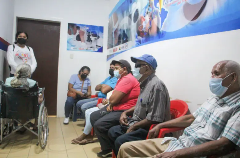 Gracias a la App 1x10 pacientes de Falcón y otros estados fueron atendidos en jornada de cirugía de cataratas en el Centro Oftalmológico.