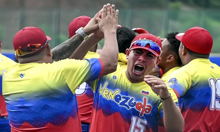 Venezuela extiende su invicto en el Panamericano de Sóftbol