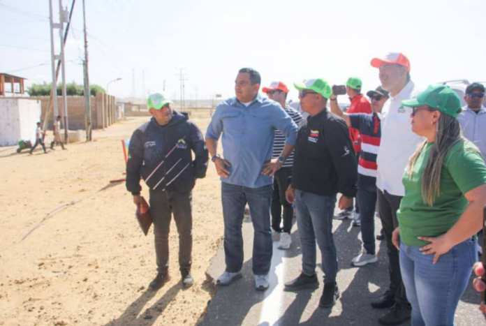 La ruta del Buen Vivir se fue al corredor Villa Marina-El Pico del municipio Los Taques con la intención de avanzar en la primera fase.