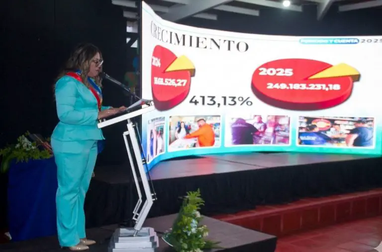 Alcaldesa María Arcaya presenta logros del 2025