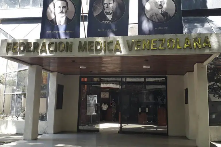 FMV propone salario de arranque de 1.500$ para el sector salud