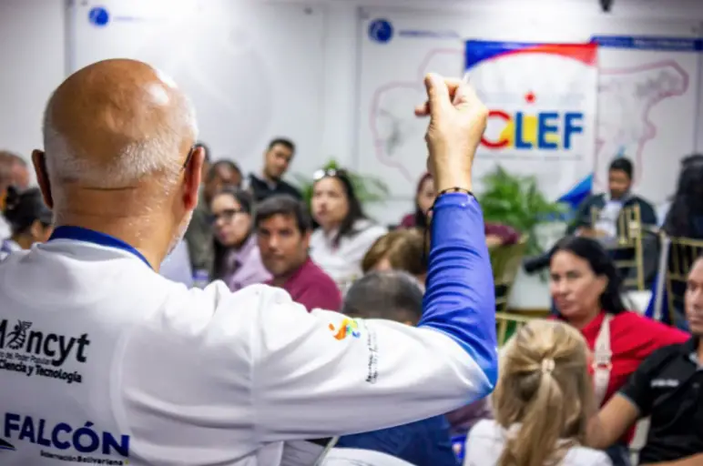 El CLEF desplegó una jornada de debate público para la consulta territorial del Proyecto de Ley de Ciencia, Tecnología e Innovación.