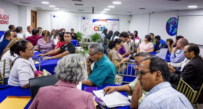 El CLEF desplegó una jornada de debate público para la consulta territorial del Proyecto de Ley de Ciencia, Tecnología e Innovación.