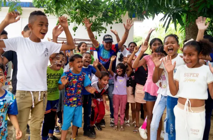 La jornada integral Destellos de Amor por Colina en su XI edición benefició a los habitantes del sector Las Dos Bocas.