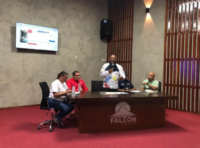 Este martes, pescadores del estado Falcón instalaron el Estado Mayor de Pesca para resaltar los 28 proyectos, que serán consultados este 8M