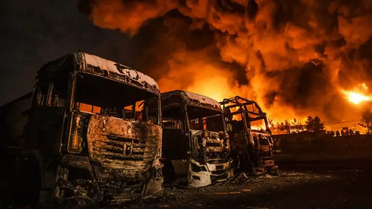 Irán lanza advertencia a EE.UU. e Israel tras aumento del precio del petróleo