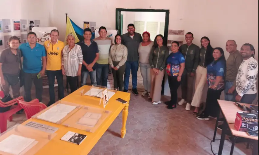 En un ambiente cargado de emotividad, se llevó a cabo el lanzamiento oficial de "Jacura en Crónicas", el primer periódico digital