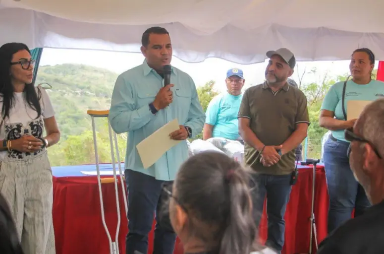 El despliegue semanal de la jornada de atención social integral se movilizó para asistir a más de 1.600 habitantes del municipio Jacura.