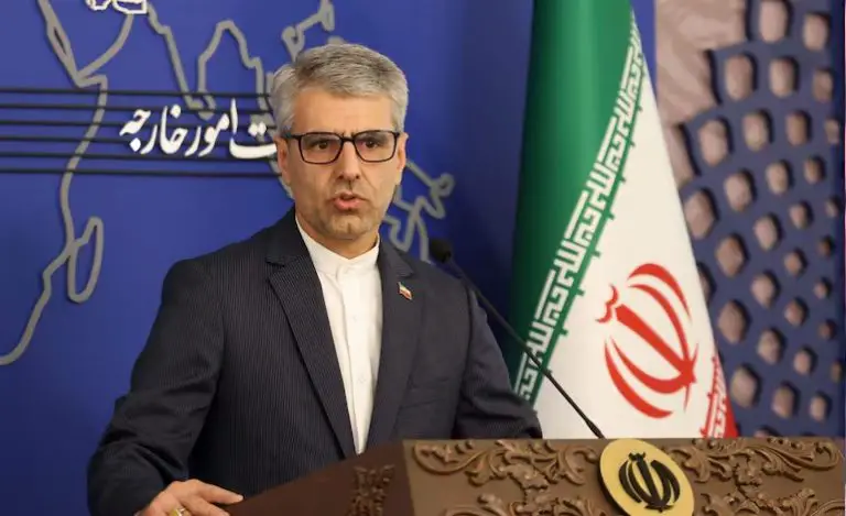 Irán admite contactos con EE.UU. pero niega que haya conversaciones