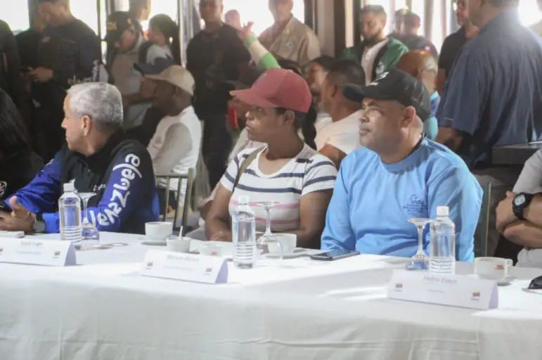 Autoridades nacionales y regionales, encabezaron una agenda de trabajo con los actores del Parque Nacional Morrocoy.