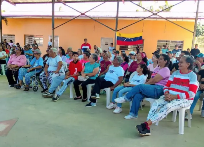 El líder político del Partido Socialista Unido de Venezuela de Falcón Víctor Clark se reunió con la estructura de bases del municipio Zamora.