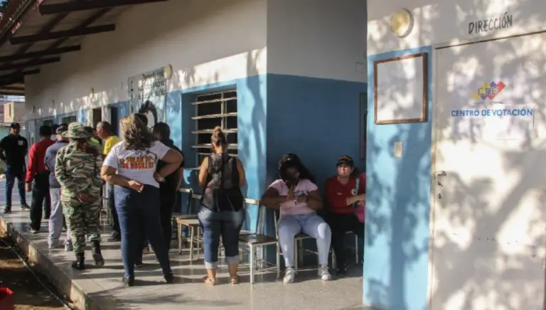 Primera Consulta Popular 2026 convoca masiva participación en Falcón