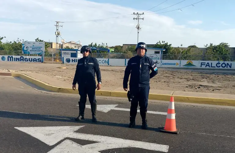 Polifalcón despliega puntos itinerantes en Punto Fijo