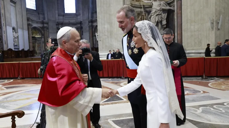 Los reyes de España se reunirán el viernes con León XIV