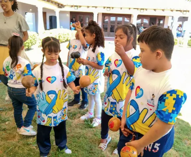 En el Día del Síndrome de Down, el gobernador, Víctor Clark y la primera dama, Jessica Perozo de Clark brindaron una especial jornada