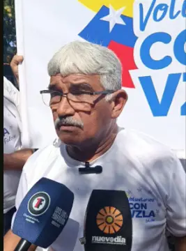 Tal como estaba planeado, este jueves 12 de marzo, trabajadores activos y pensionados salieron a la calle para exigir mejoras salariales.