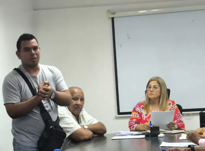 Este martes se instaló una mesa de trabajo con los responsables de las asociaciones de volqueteros del estado Falcón y autoridades.