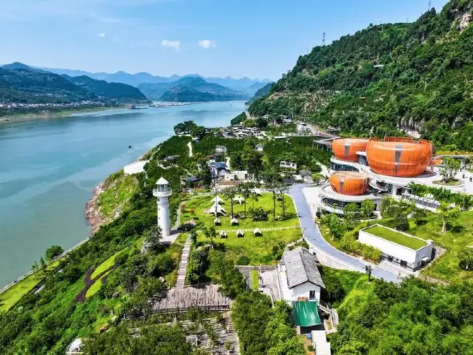 Xi Jinping dijo a los funcionarios locales que garantizar el acceso a las necesidades cotidianas era también una medida de buena gobernanza.