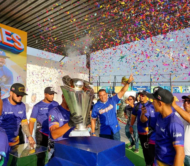Copa del Clásico Mundial de Béisbol llega a Falcón