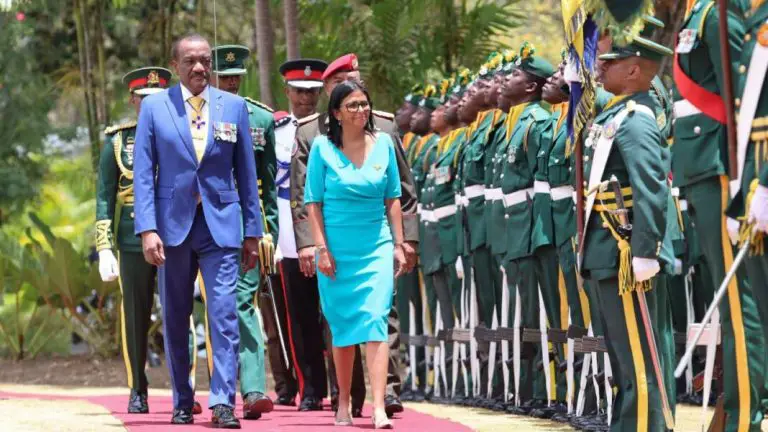 Presidente de Barbados recibe a la presidenta (e) Delcy Rodríguez