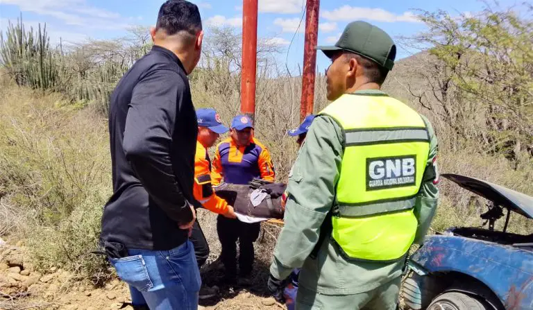 Falleció adolescente en vuelco en la Falcón-Zulia hoy 3-Abr, hay cuatro lesionados