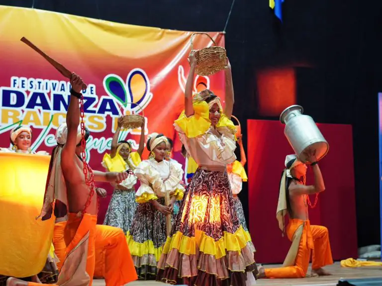 Fundateatros celebra éxito del I Festival de danza “Raíces de Venezuela”