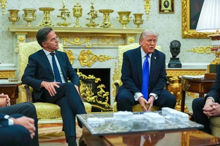 Trump discutirá con Rutte una posible salida de la OTAN de EE.UU.
