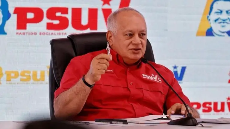 Diosdado Cabello: Maduro y Cilia van a estar pronto de vuelta en Venezuela