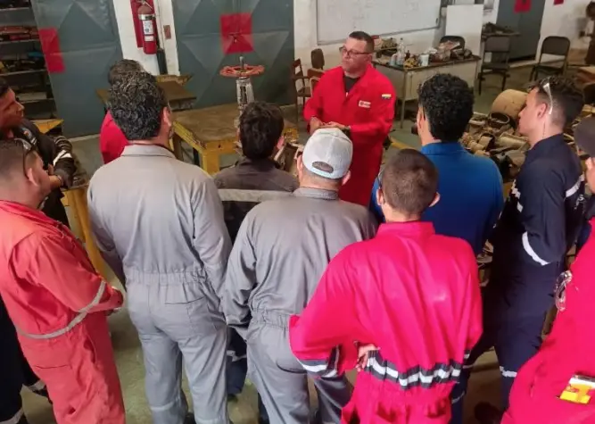 El Inces desde el centro de formación socialista CFS Alí Primera en Punto Fijo, inició el perfil Mecánico de Mantenimiento Industrial.