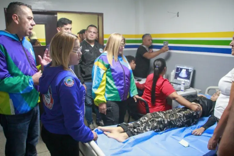 Este sábado, los habitantes del sector Cruz Verde de Coro se beneficiaron de un nuevo despliegue social integral.