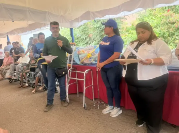 El despliegue social llegó hasta el municipio Dabajuro, en el eje occidental, para asistir a más de 3700 habitantes.