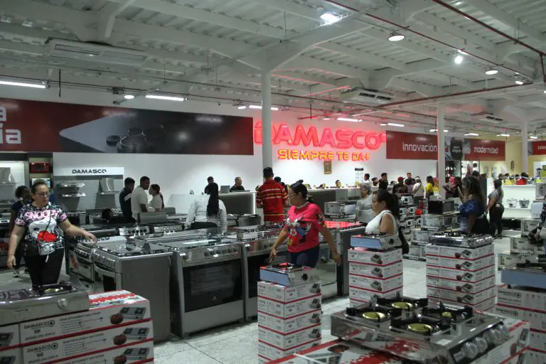 La cadena líder de venta de electrodomésticos y tecnología “Damasco” abrió sus puertas en la ciudad de Coro con la tienda número 52 del país.