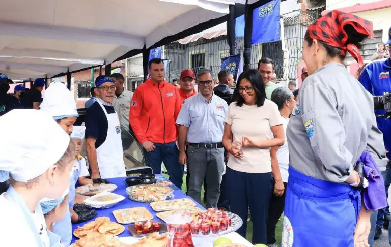 Delcy Rodríguez reitera llamado a gran peregrinación nacional este 19-Abr para exigir el fin de las sanciones