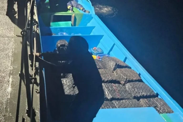 Ecuador | Decomisan 1,5 toneladas de droga en alta mar 