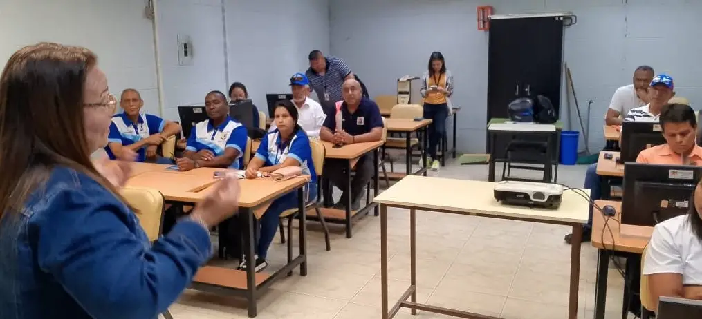 La UPTAG informó que desde el martes docentes de las escuelas técnicas del municipio Miranda recibieron formación.