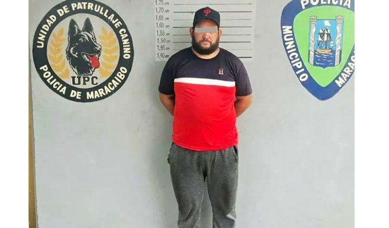 Detenido hombre que golpeó a su hijo por poncharse