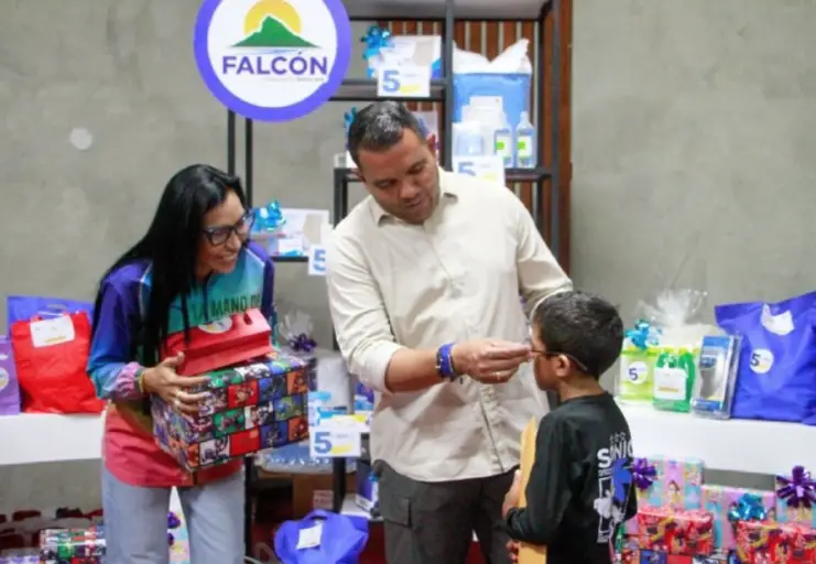 Este 16 de abril el programa social “La Mano de Dios” celebró sus cinco años al servicio del pueblo falconiano.