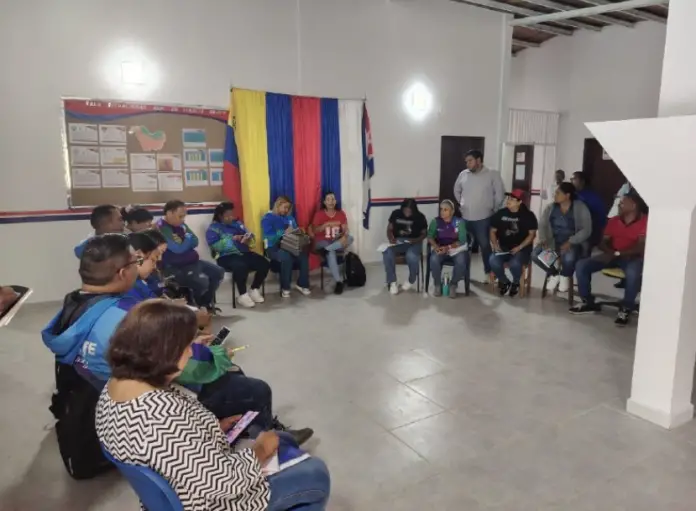 Con el propósito de consolidar el sistema de protección social en el municipio Petit, llevó a cabo una mesa de trabajo estratégica.