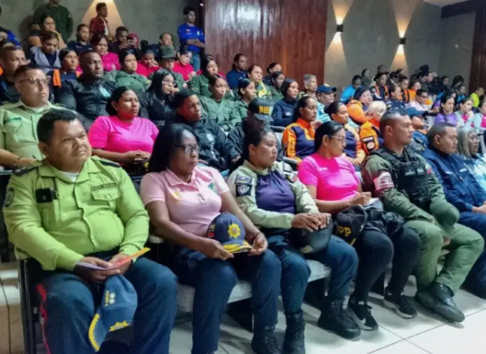 Con el firme propósito de blindar el acceso a la justicia y optimizar la respuesta institucional hacia la mujer, se llevó a cabo un taller.