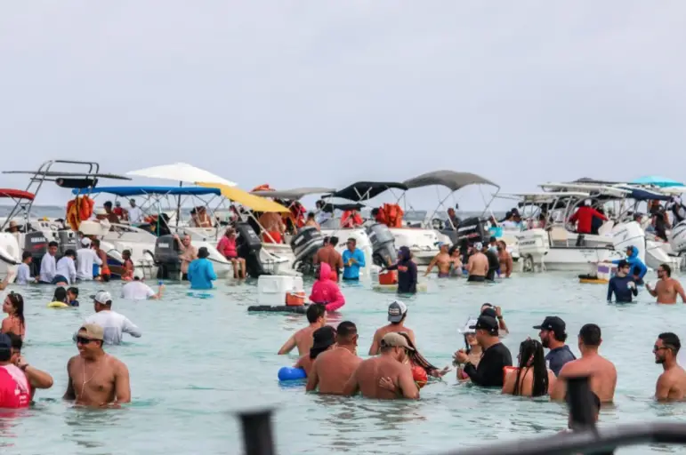 El Parque Nacional Morrocoy, registró una alta afluencia de temporadistas, que disfrutaron en paz, alegría y con todas las condiciones.