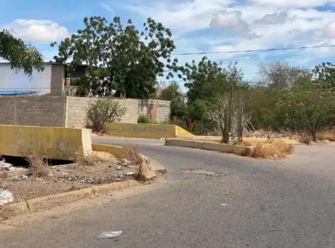 Los vecinos de la quebrada claman por saneamiento ambiental por las enfermedades que produce la acumulación de basura.
